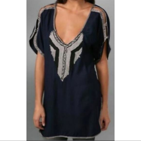 Free People Anthropologie Silver Springs Embroidered Navy Tunic V-Back Top XS - Picture 3 of 14